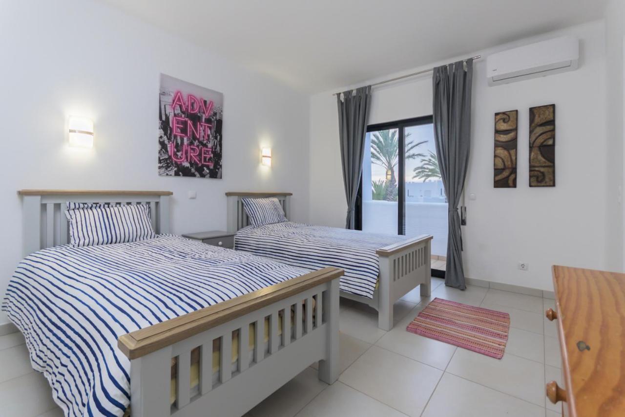 Superb Beach Townhouse At Vila Gaivota Resort Ферагудо Екстериор снимка
